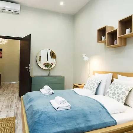 아파트 Ultra And Stylish With Ac
