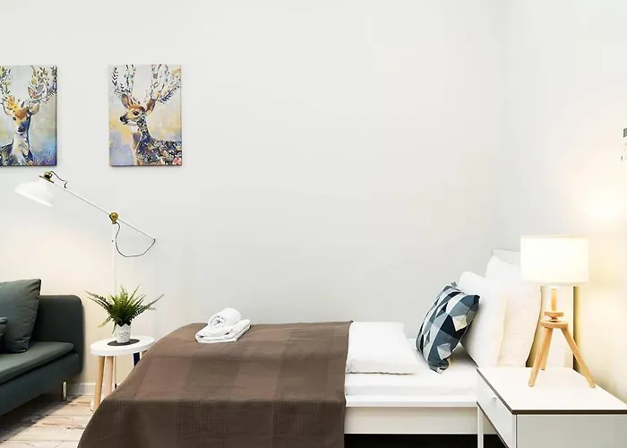 Apartment Ultra And Stylish With Ac