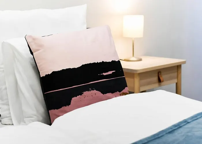 Ultra And Stylish With Ac Budapest