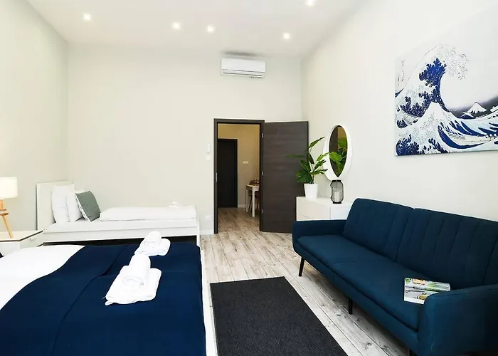 Ultra And Stylish With Ac Budapest